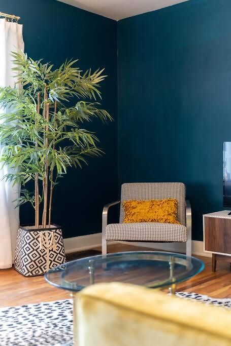 Sleep 8 In Our Cozy Colonial 2miles From Broadway Nashville
