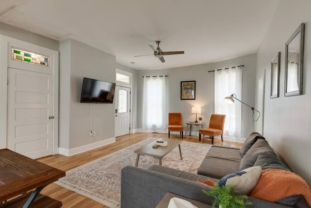 Walkable East Nash 3br With Big Yard Near Local Eats Holiday home Nashville