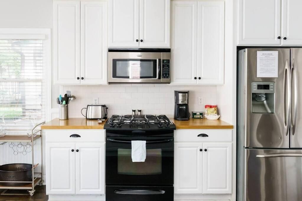 Southern Charm Downtown, Walk To Farmers Market &