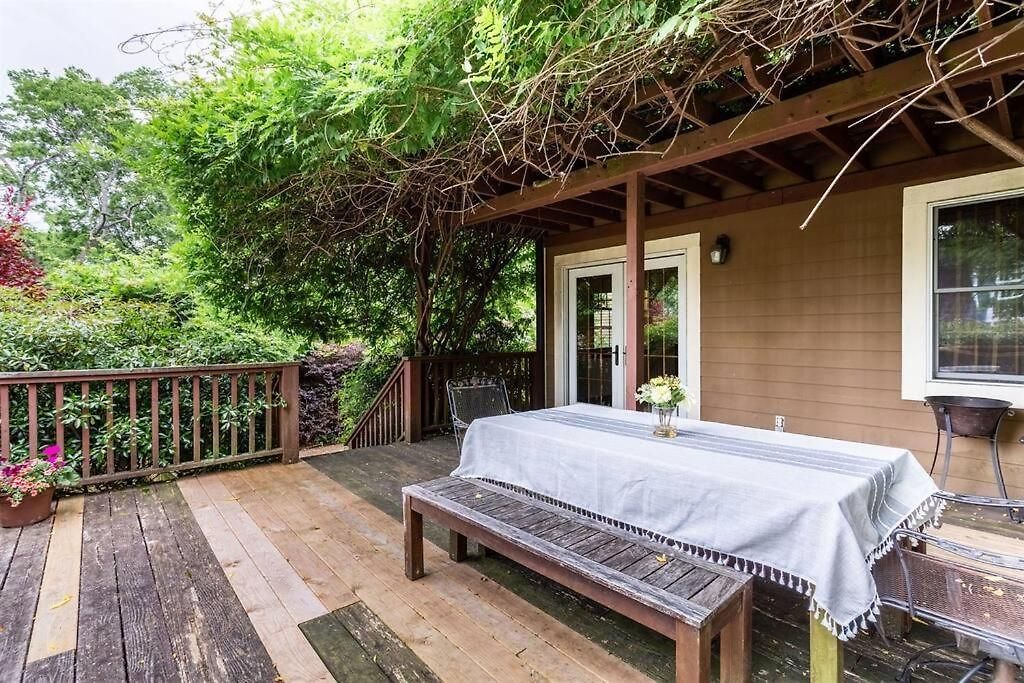 Prime Location In 12south, Walkable To Shopping & Dining Holiday home