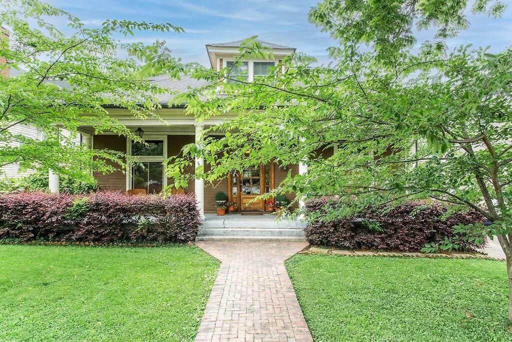 Holiday home Prime Location In 12south, Walkable To Shopping & Dining Nashville