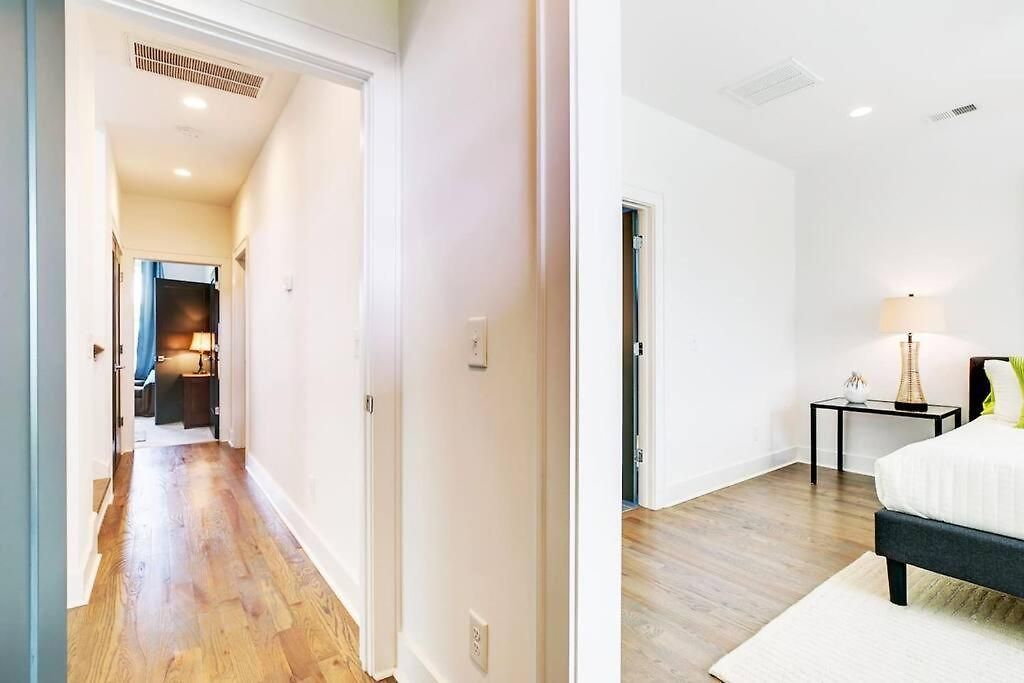 Holiday home Rooftop, Walk To Restaurants, Printers Alley, Downtown *