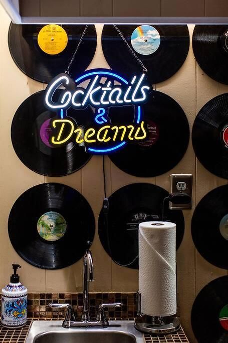 Honky Tonk Bar, Minutes To Airport & Broadway * Nashville
