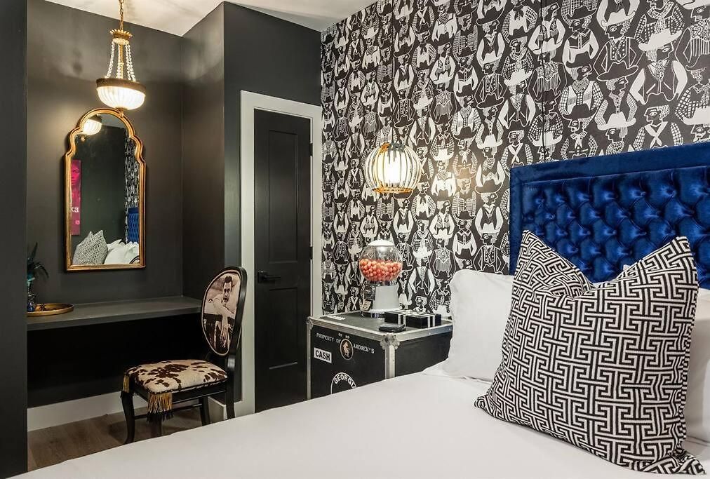 Apartment Downtown Midtown Vanderbilt, Honky Tonk Party Pad 1, Parking Gym Pool Nashville