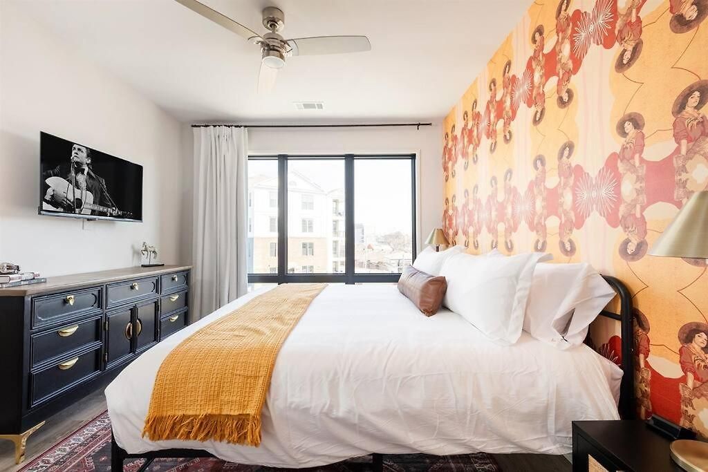 Apartment Downtown Midtown Vanderbilt, Honky Tonk Party Pad 1, Parking Gym Pool Nashville