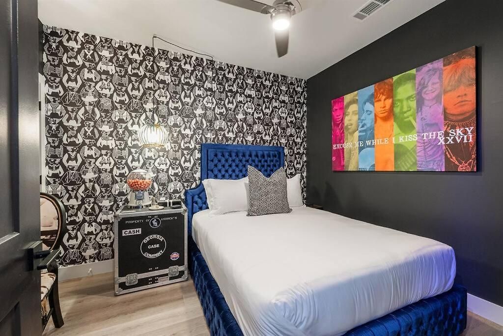 Downtown Midtown Vanderbilt, Honky Tonk Party Pad 1, Parking Gym Pool Apartment *