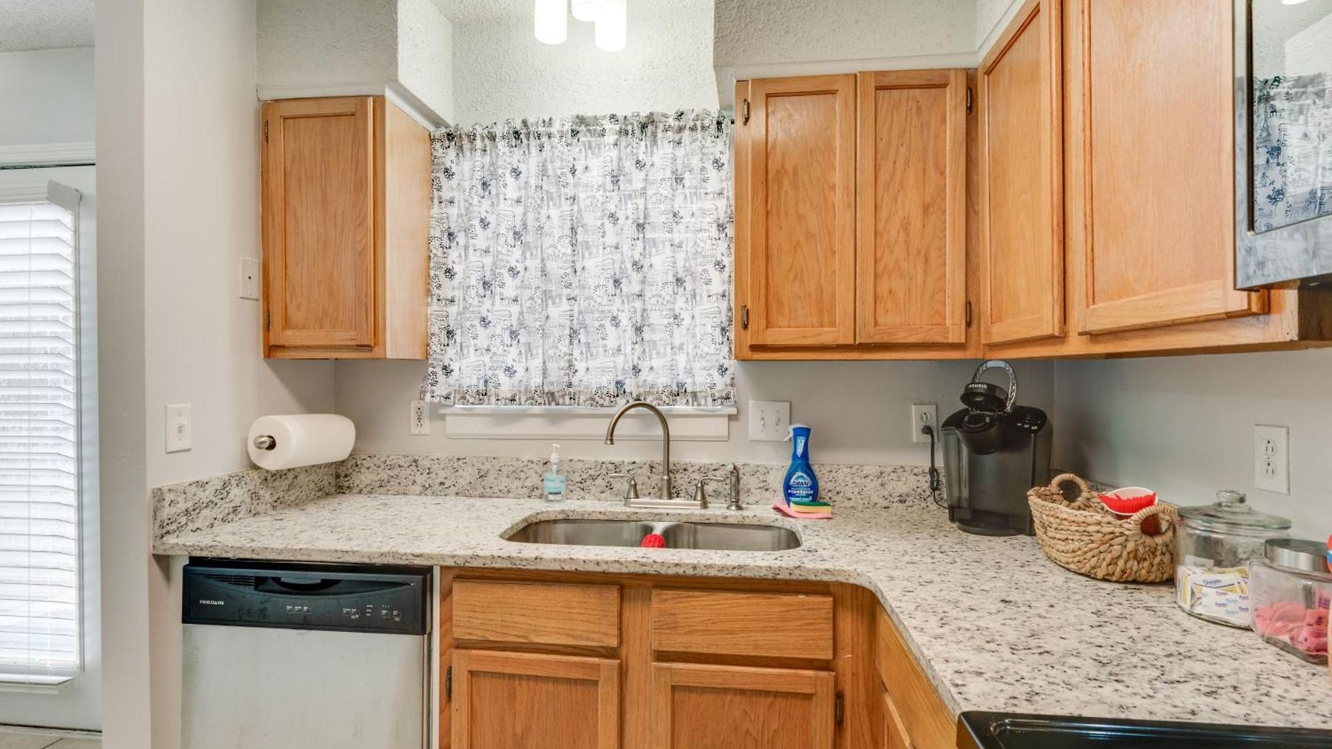 Apartment 2 Bdr With Free Parking! 2m To Broadway! Nashville