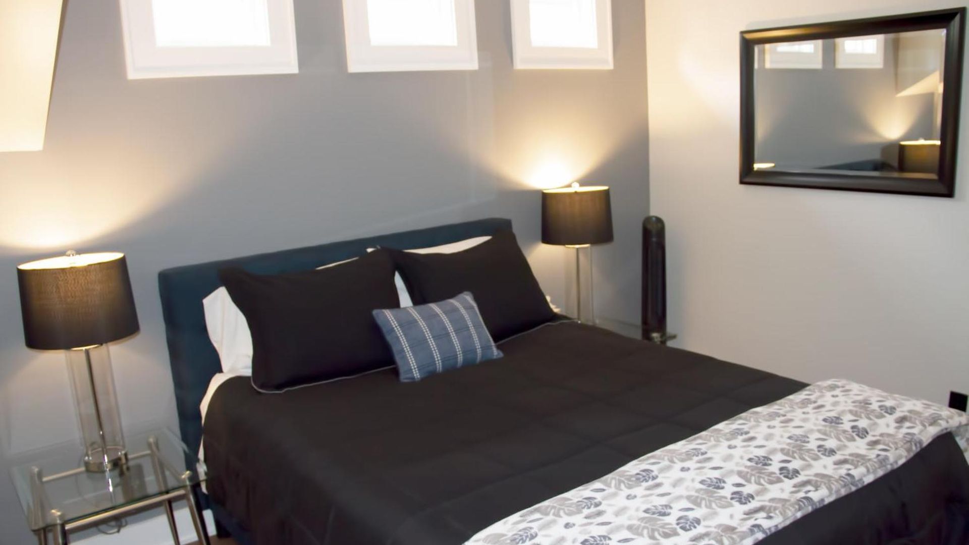8 Minutes To Downtown! Holiday home