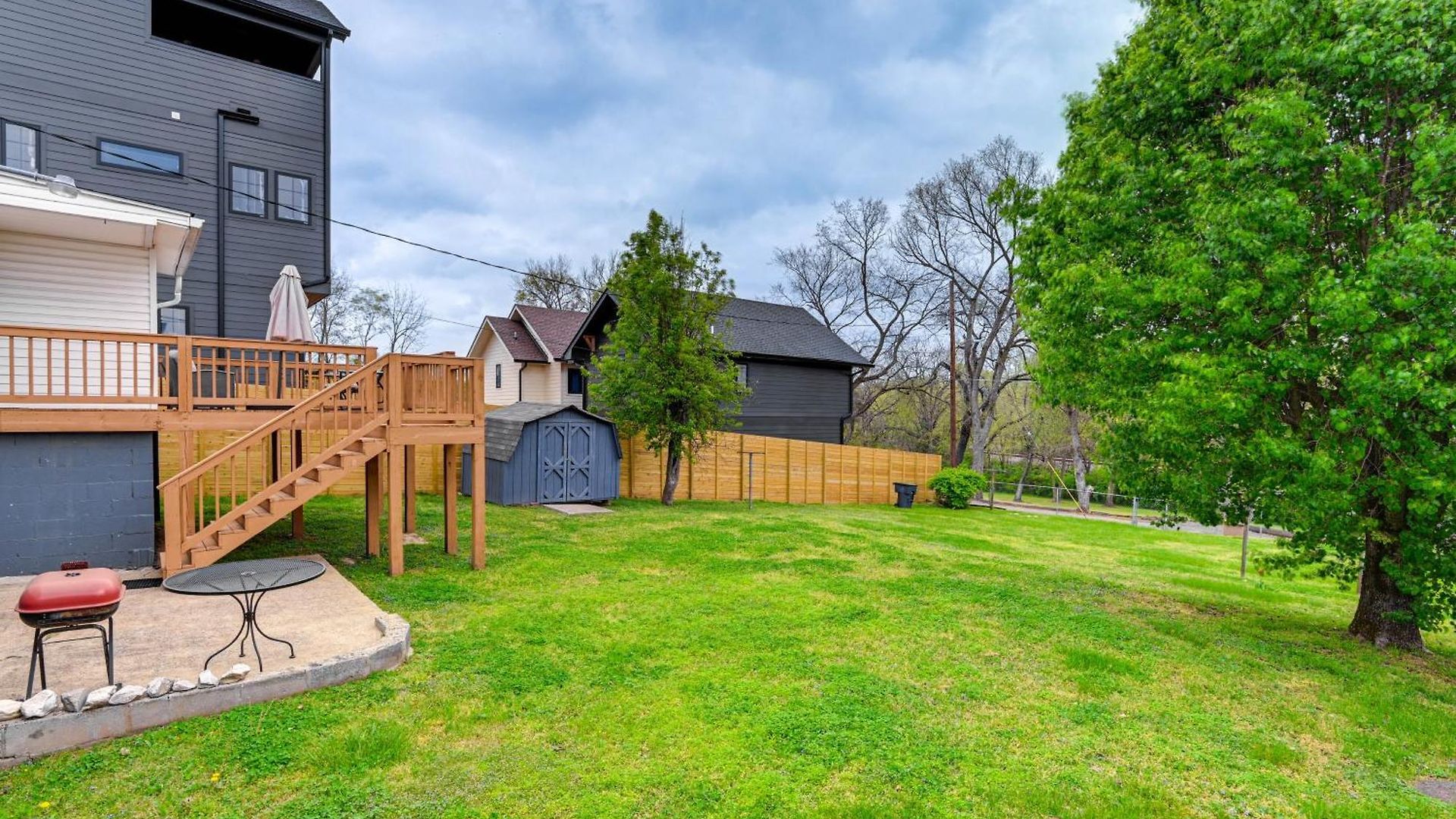 Holiday home Modern Vacation ~ 3 Mi To Downtown!