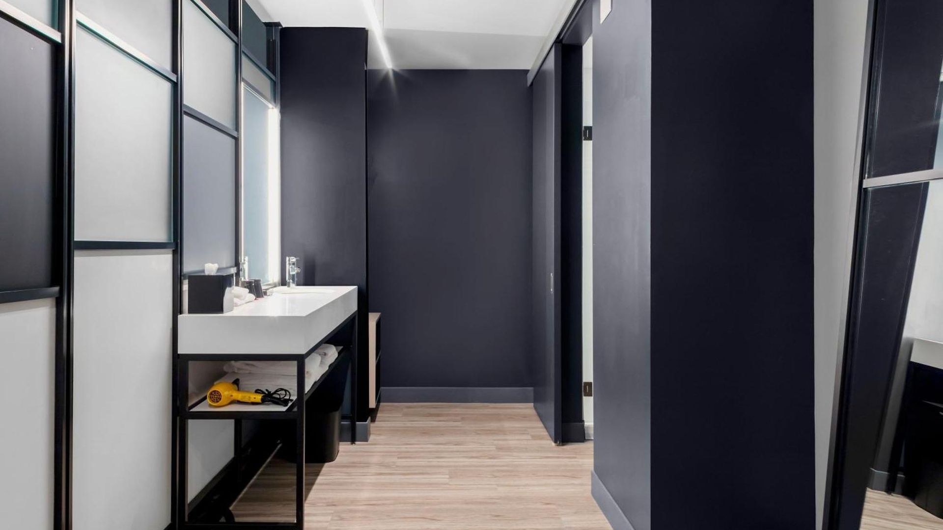 Hotel Aloft By Marriott Airport 3*