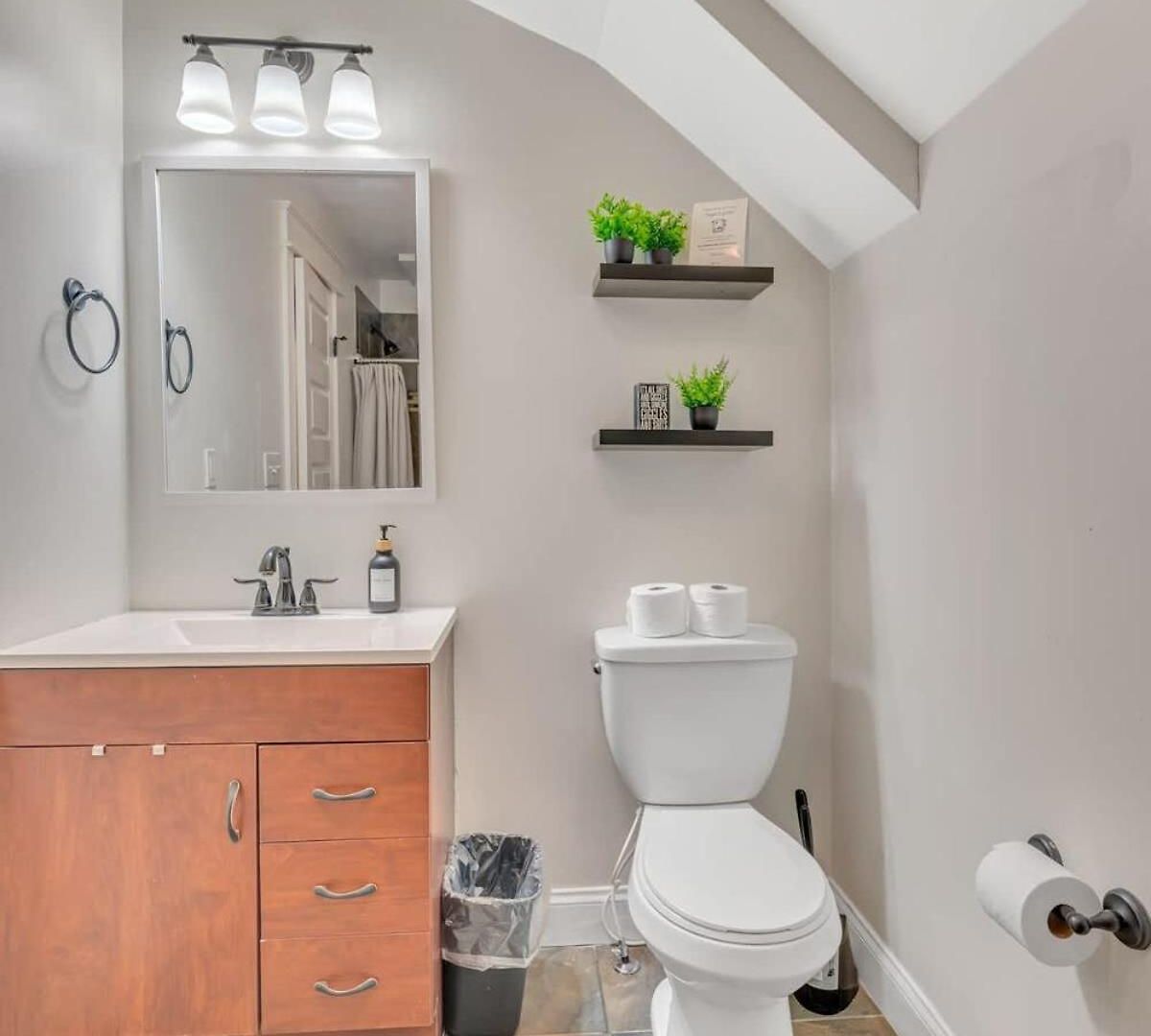 Lrg East Nash Mins 2 5pts & 5m To Dt Holiday home Nashville