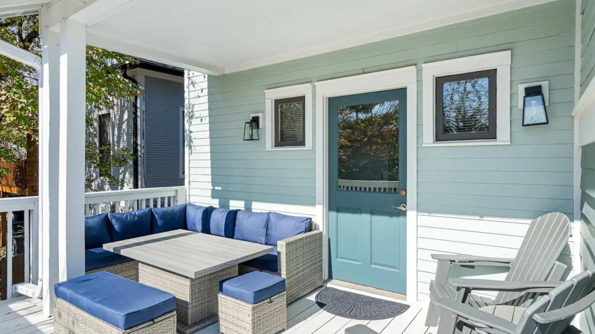 Two Decks To Enjoy Walk To 5 Points Faves Garage Close To Dining And Bars Board Games 10 Mins To Broadway 24 Hour Hospitality Nashville