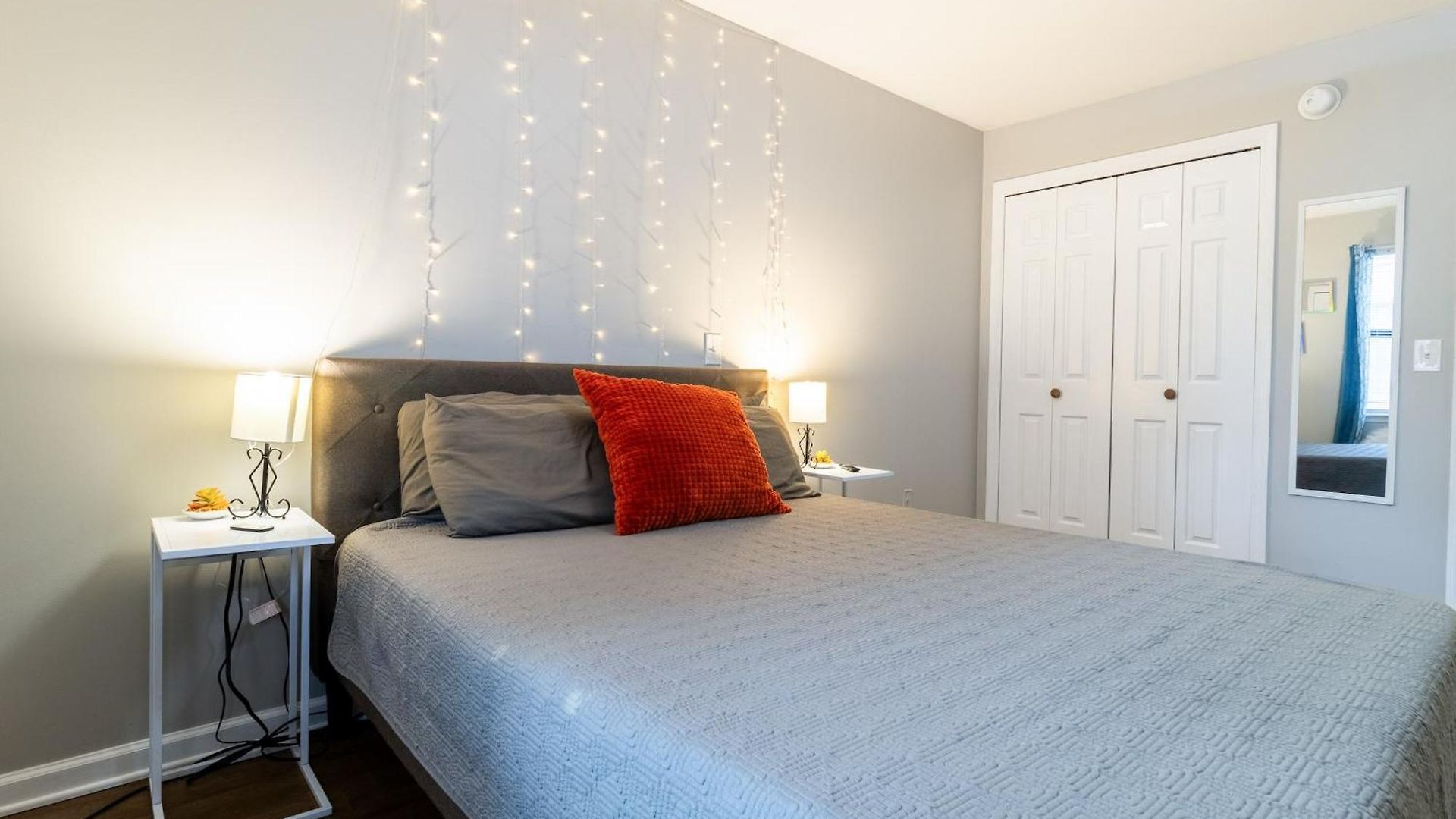Apartment Downtown 1br With Full Kitchen, Pet-friendly *