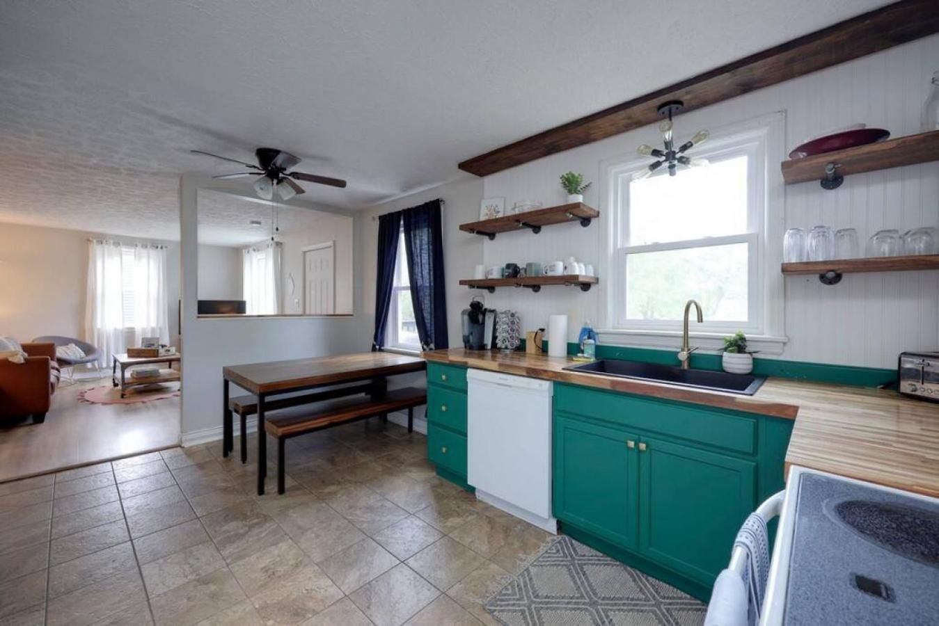 5 Min To Airport Pet Friendly Fire Pit Fenced Yard * Nashville
