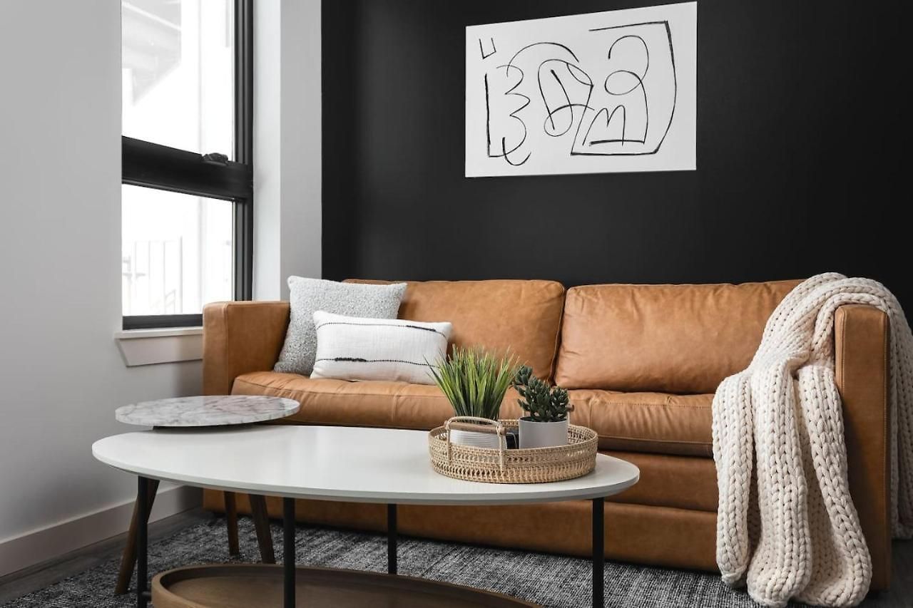 Apartment Chic Music Row Rooftop Deck With View Gym Office And