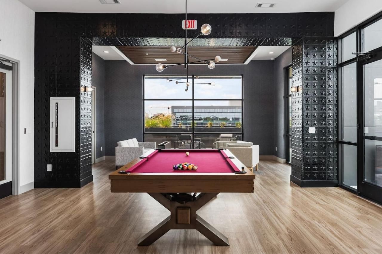 Chic Music Row Rooftop Deck With View Gym Office And Nashville