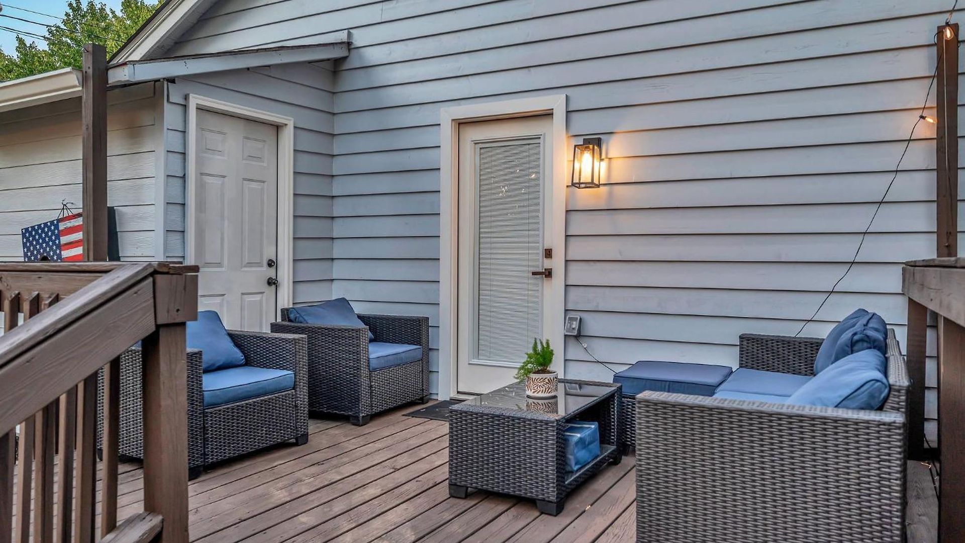 Fully Furnished With Deck Near Center Nashville