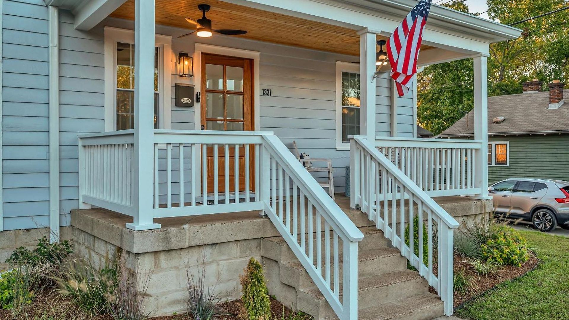 Fully Furnished With Deck Near Center * Nashville