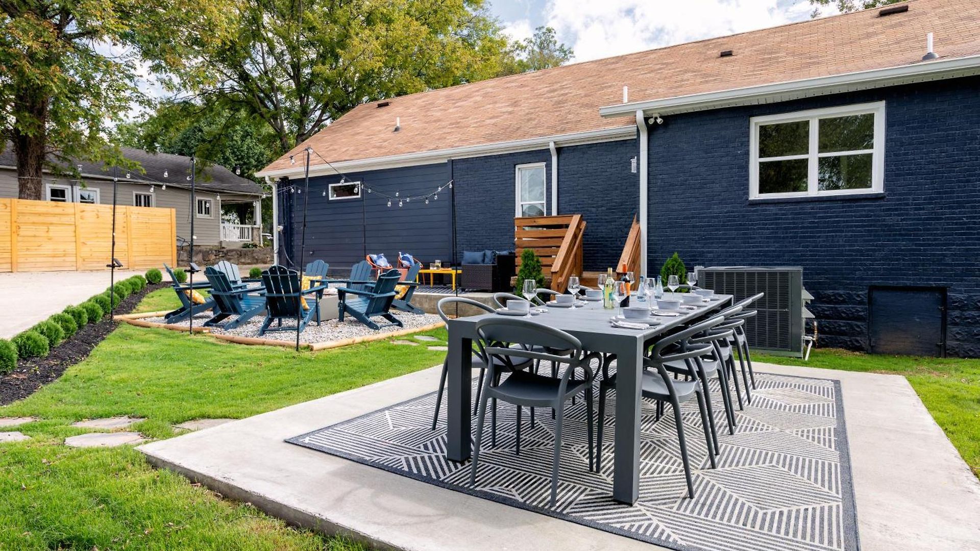 Holiday home Luxury Home- Huge Yard, Fire Pit, Game And Movie