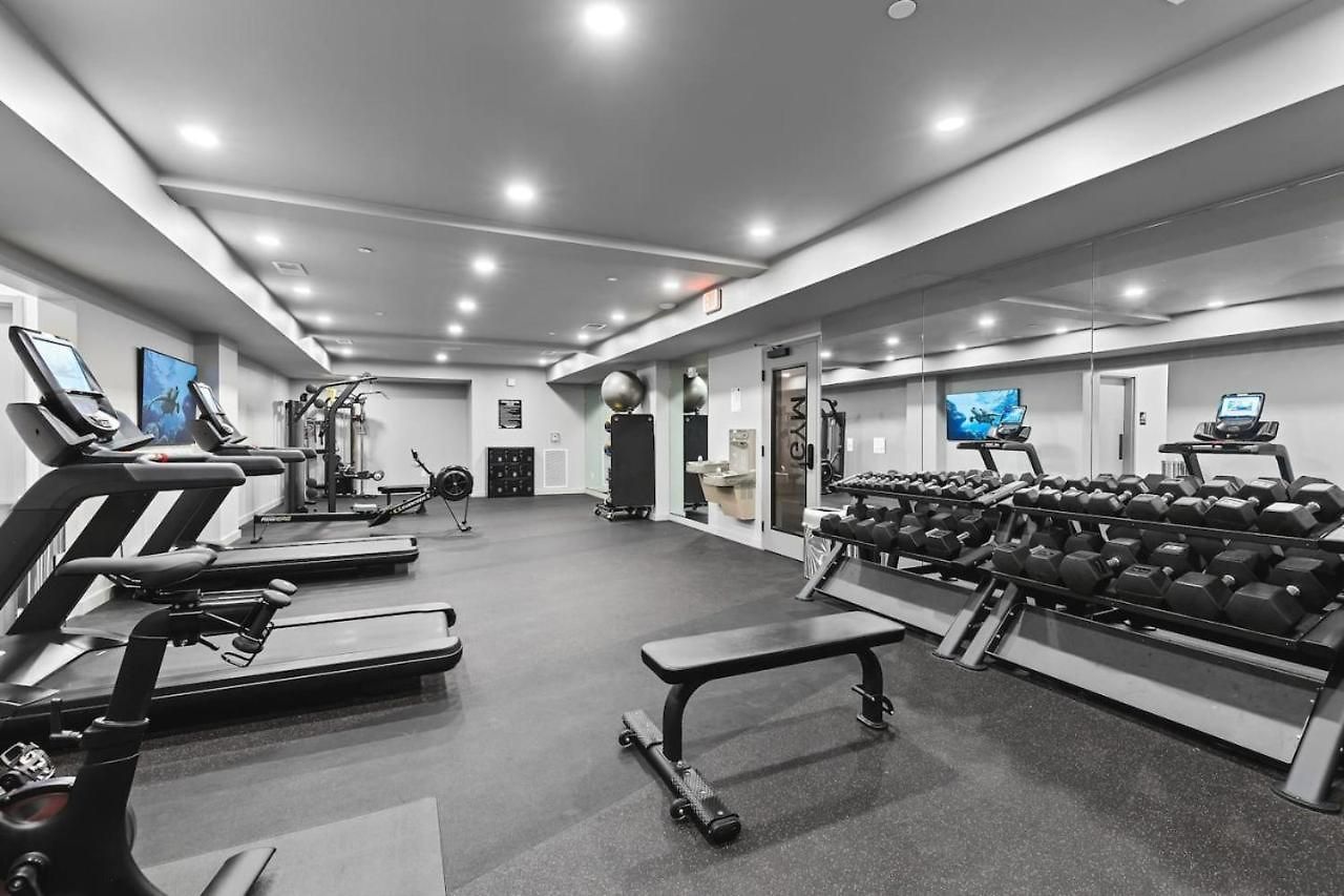 Luxury In The Gulch With Patio Pool Walk To Broadway Apartment Nashville