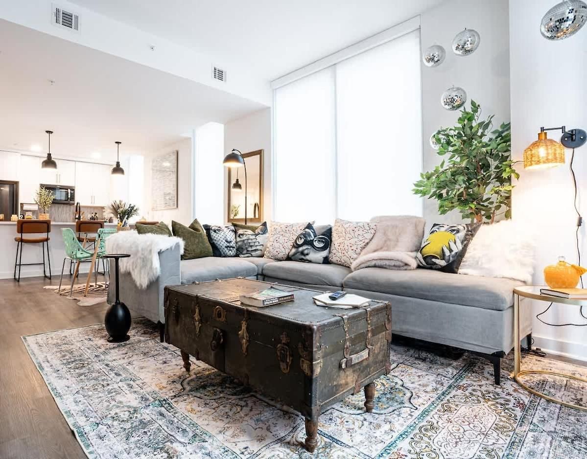 2-bed 2-bath Luxury Retreat Nashville