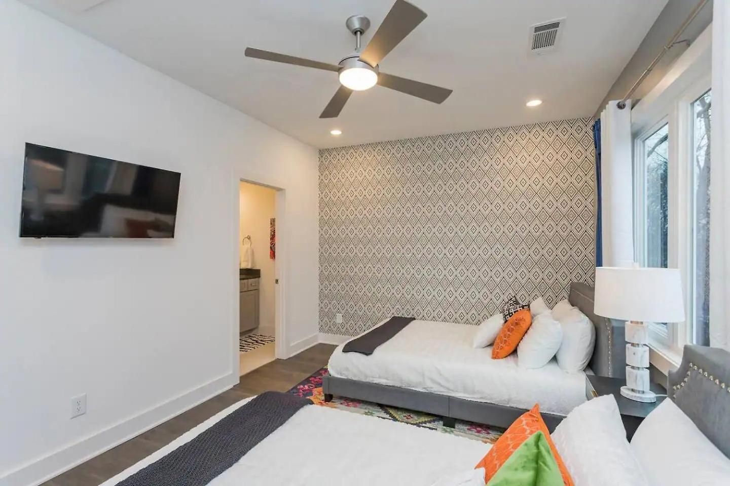 New East Retreat 12 Mins To Broadway Holiday home