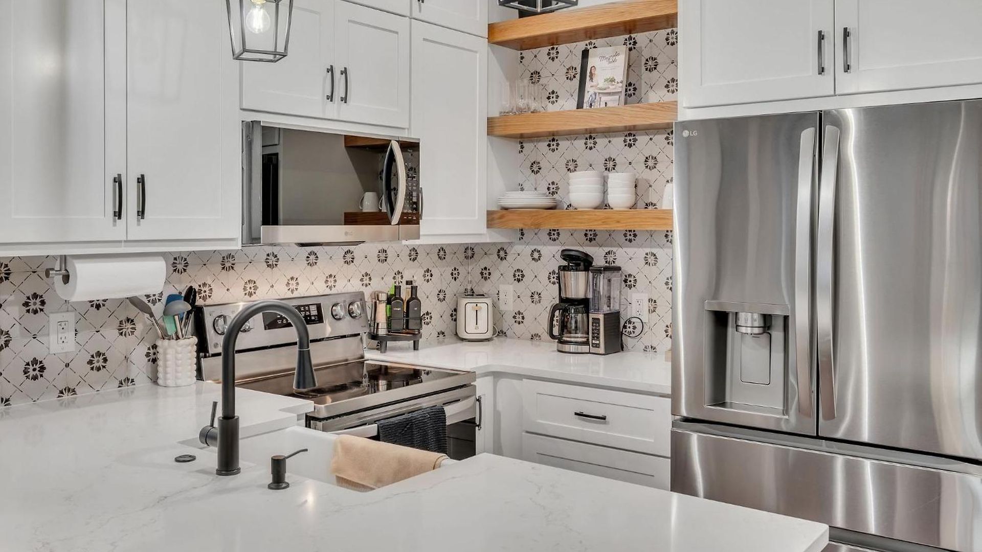 Fully Furnished With Deck Near Center