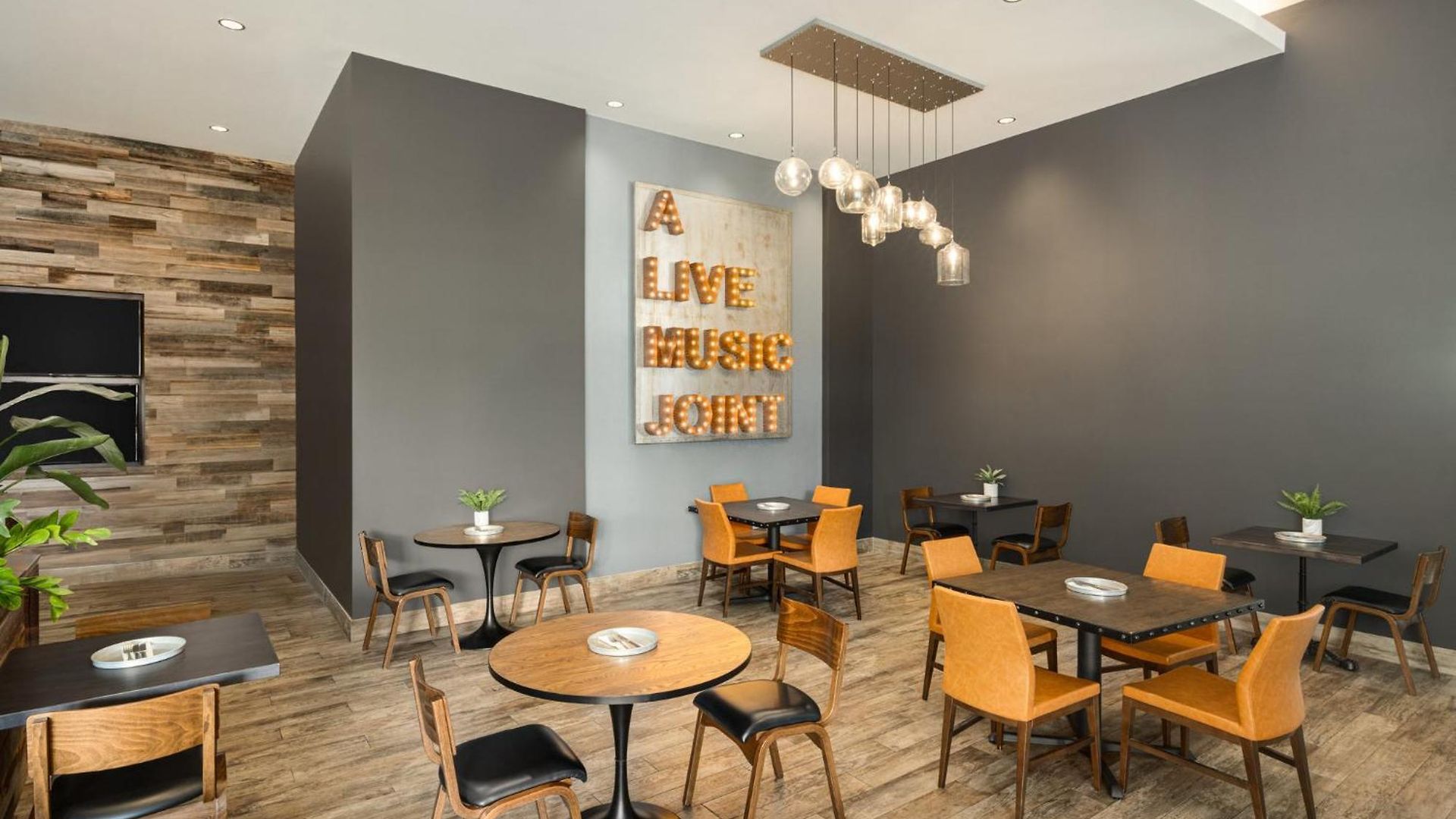 & Downtown - Broadway By Ihg Nashville