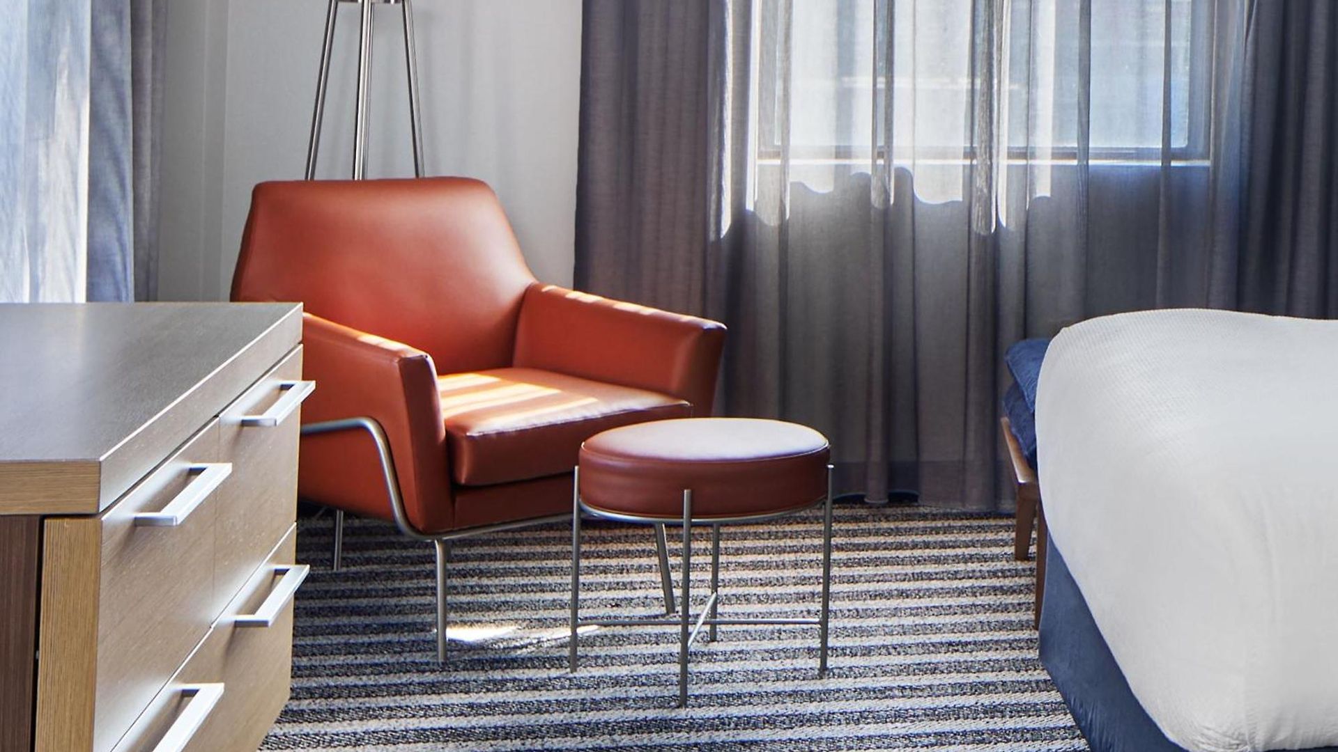 Courtyard By Marriott Downtown