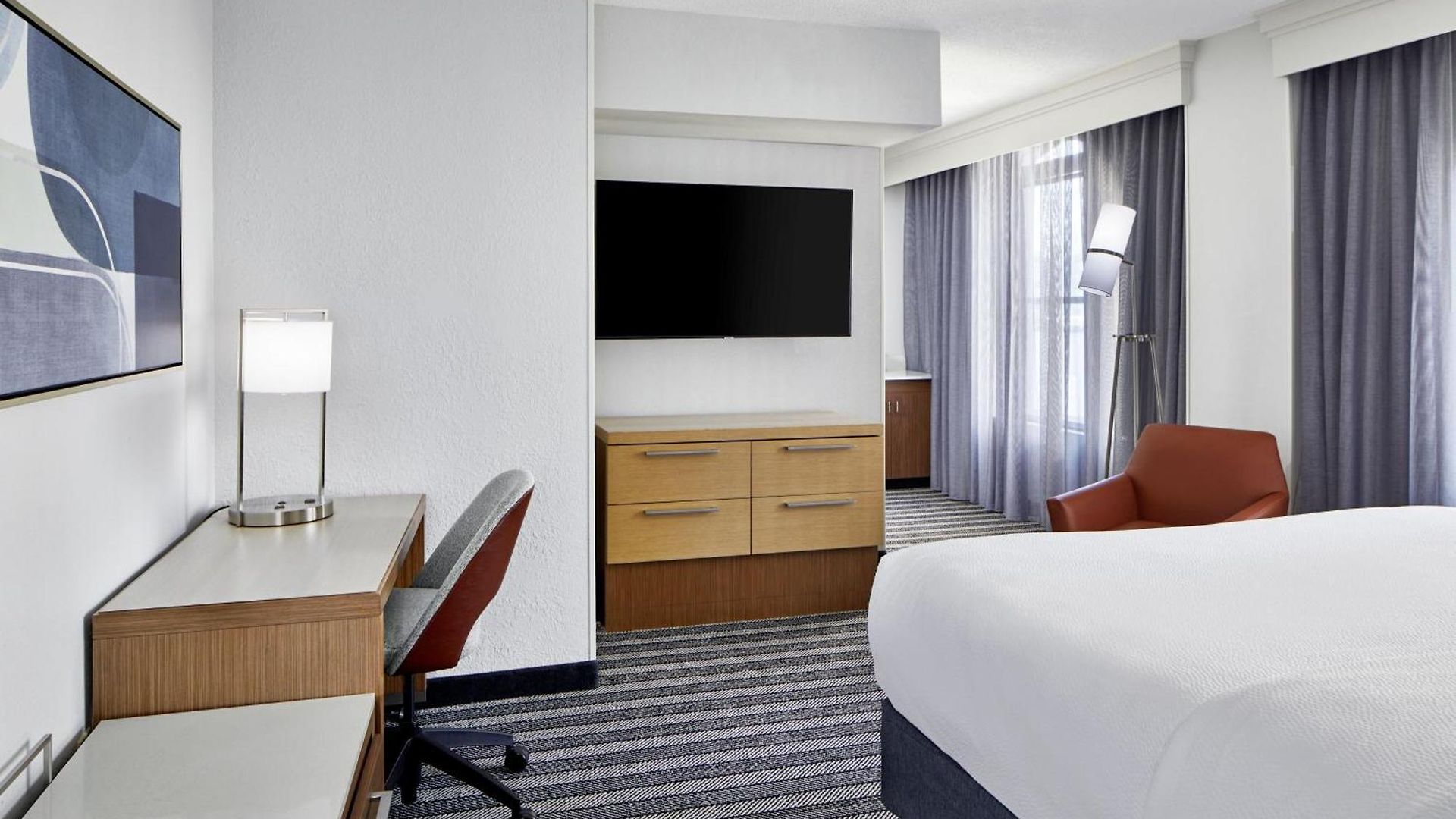 Courtyard By Marriott Downtown Hotel 3*