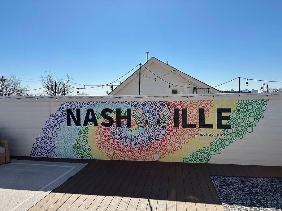 Spacious W Rooftop Deck And Mural! 10 Min 2 Dt Nashville