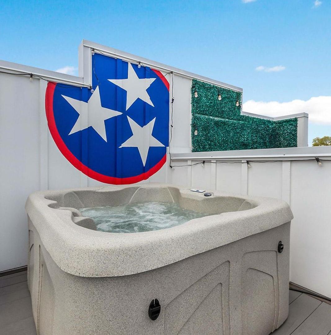 Holiday home The Bluebell - Rooftop Lounge With Hot Tub *