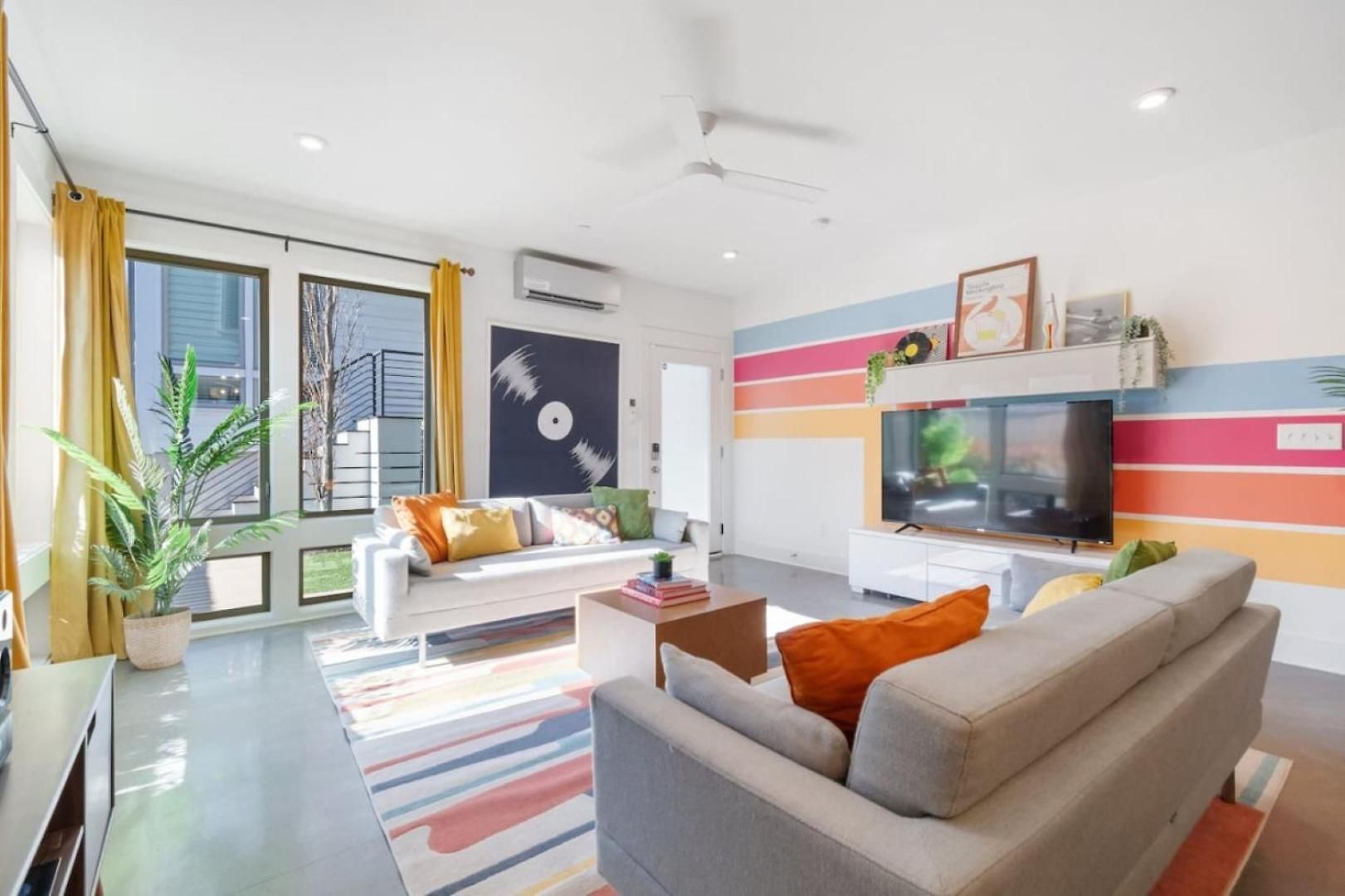 Game On • 1mi To Nissan Stadium Holiday home