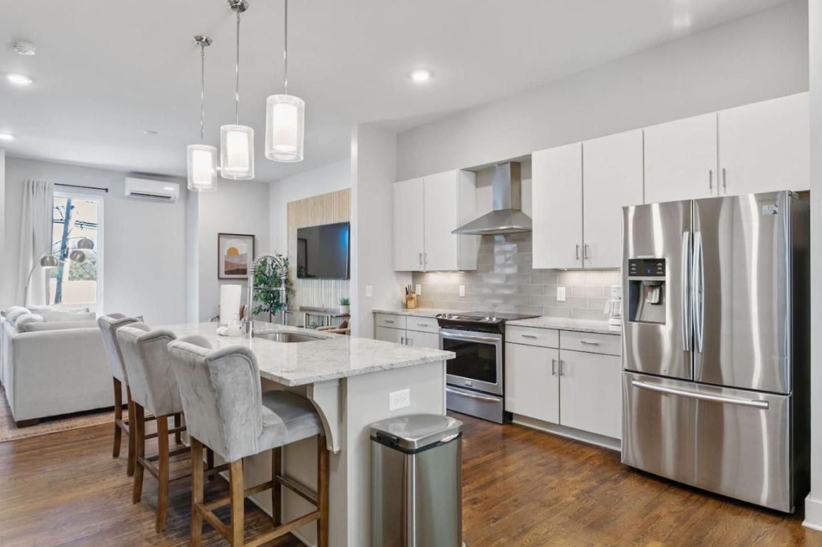 Holiday home East Nash Rooftop 3 En-suites Views *
