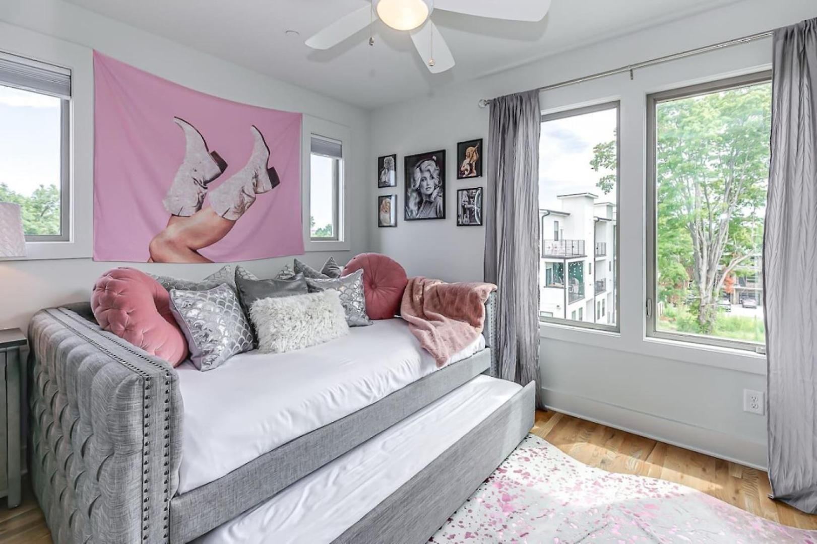 First Down, Last Call Sleeps 22, 1 Mi To Nissan! Nashville