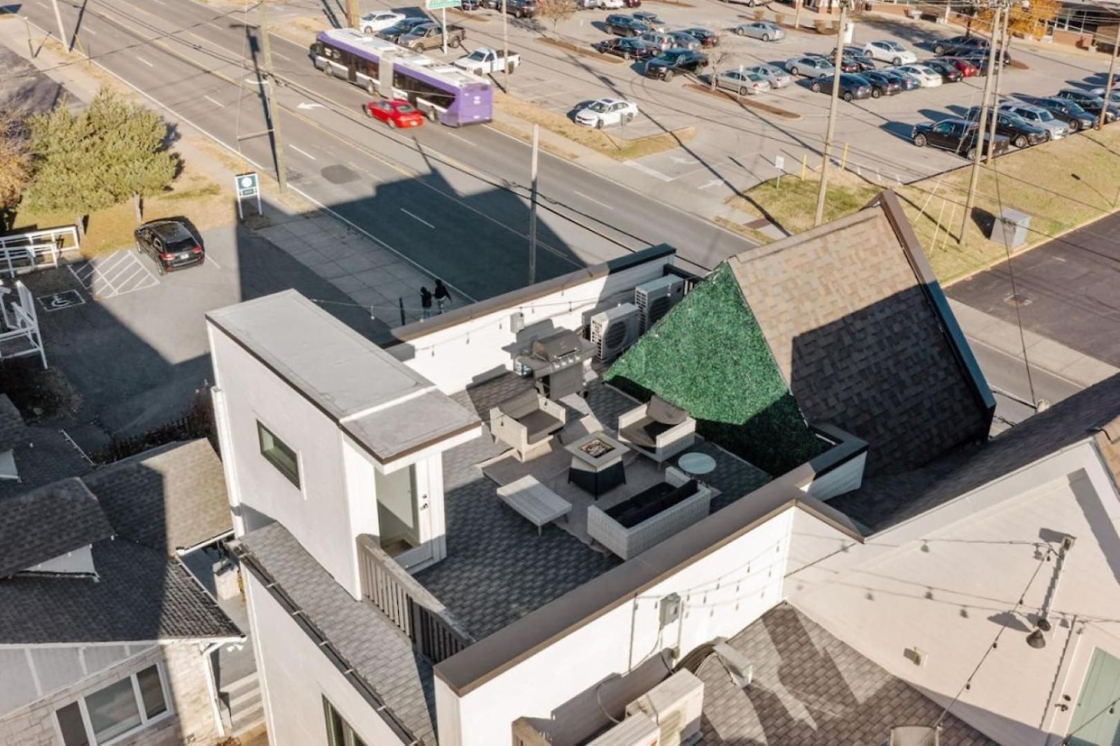 East Nash Rooftop 3 En-suites Views Holiday home *