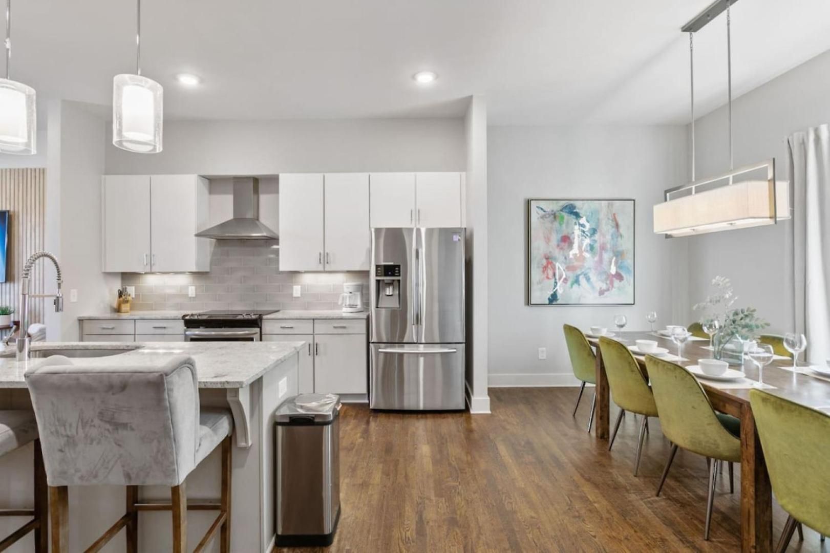 East Nash Rooftop 3 En-suites Views Holiday home *