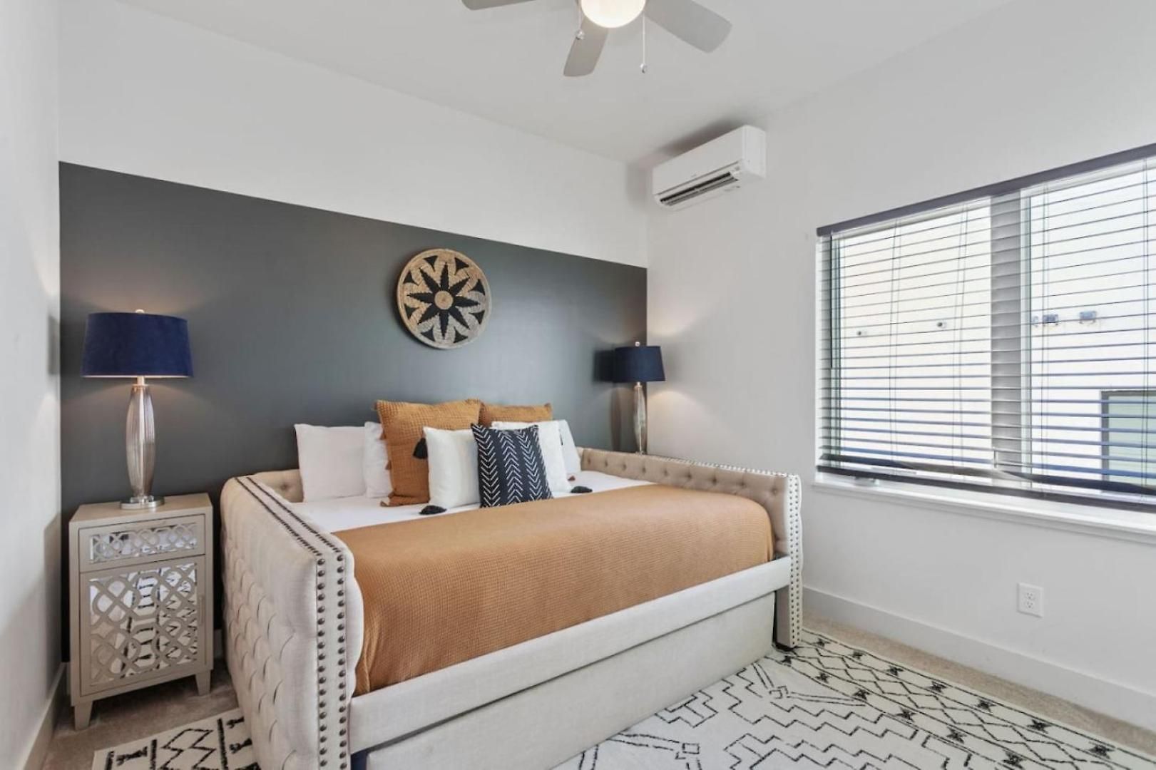 East Nash Rooftop 3 En-suites Views *