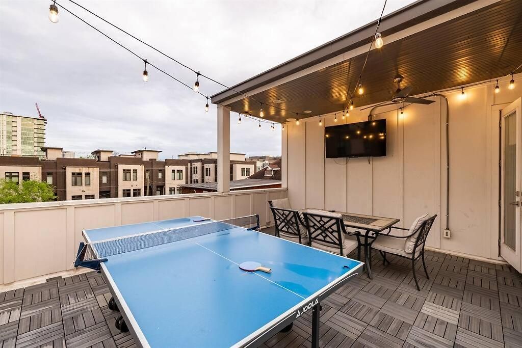 Luxury House - Heated Pool - In The Gulch - Walk Anywhere Holiday home