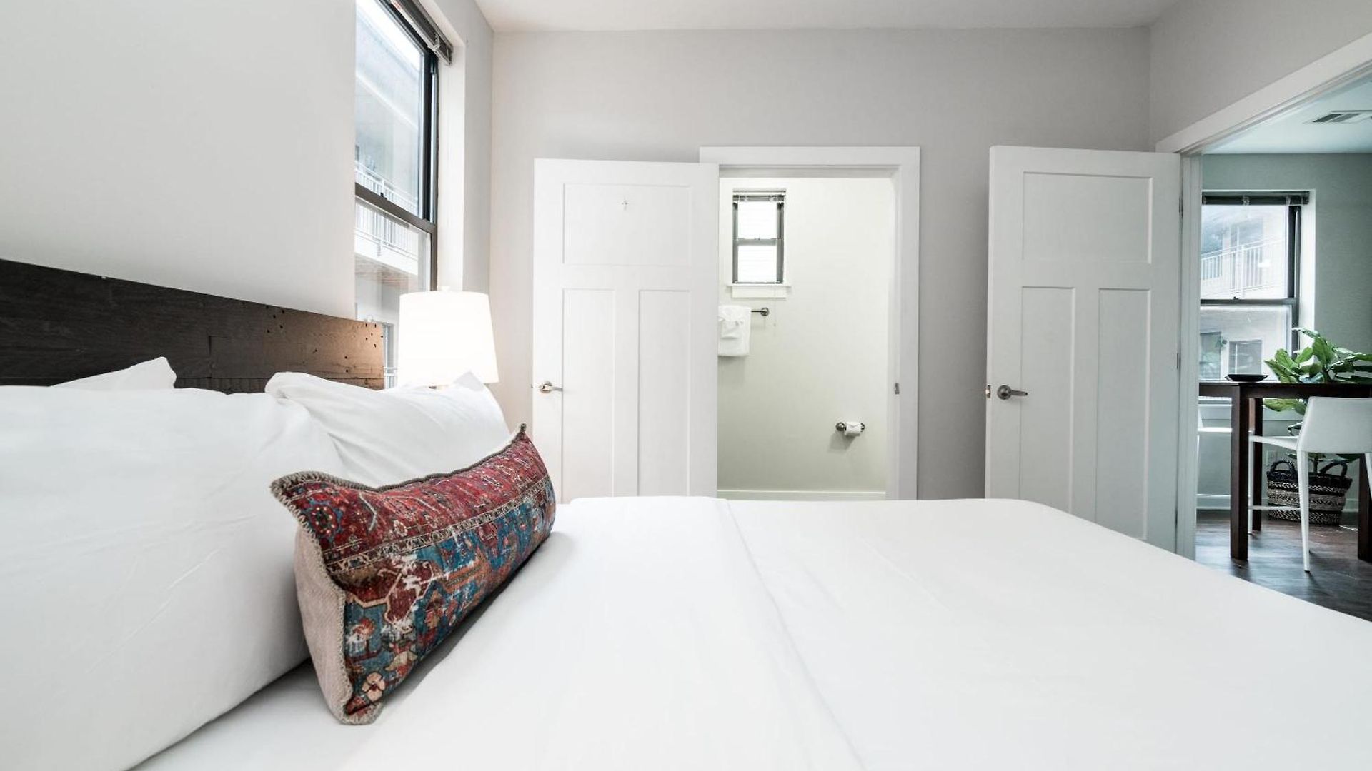 Apartment Cozysuites Musicrow Spacious 1br In Nashville! 45 *