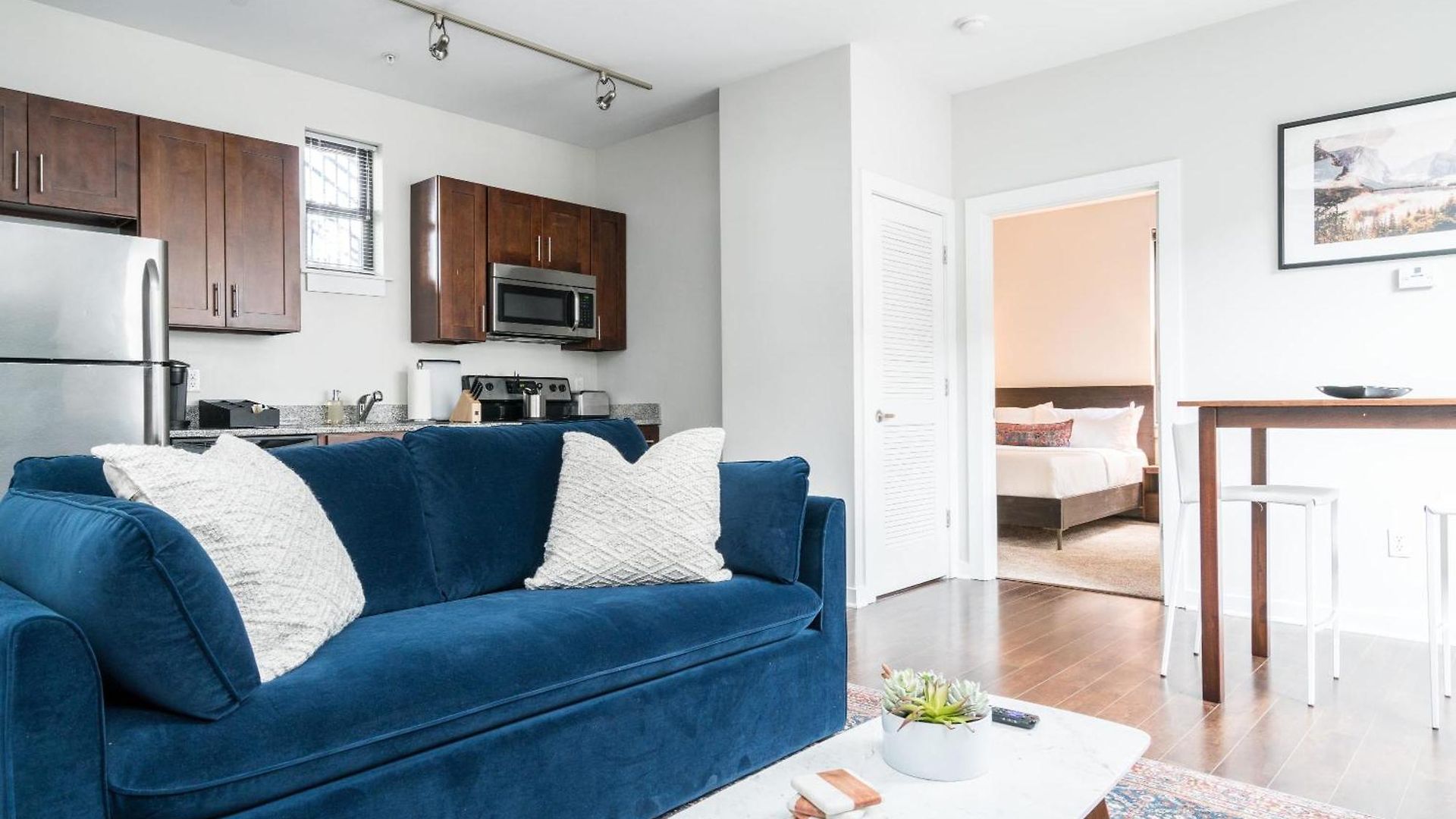 Apartment Cozysuites Musicrow Spacious 1br In Nashville! 45