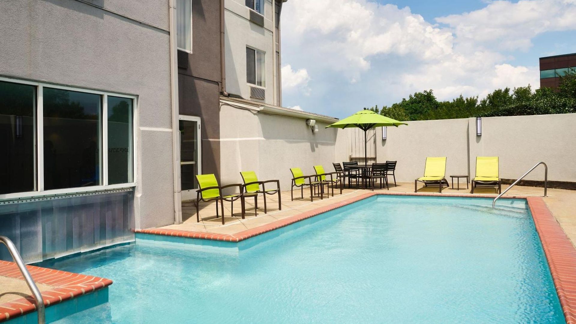 Hotel Springhill Metrocenter