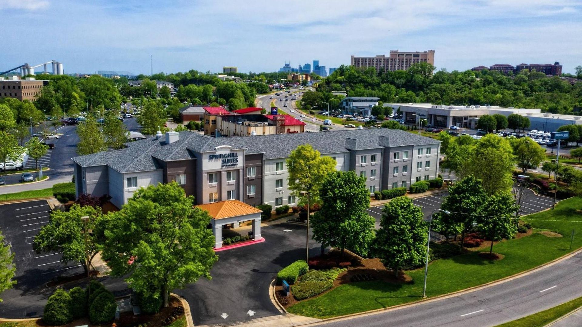 Springhill Metrocenter 3*