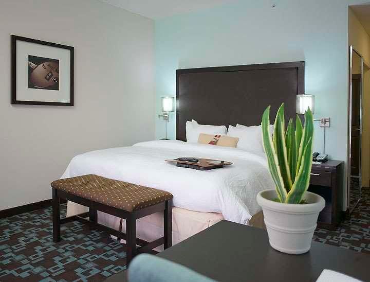 Hotel Hampton & At Opryland