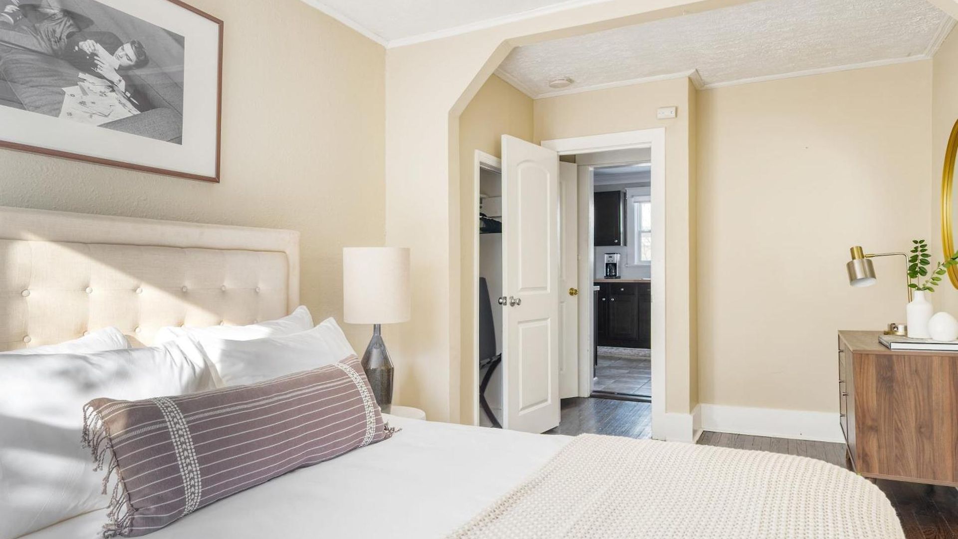 Louise By Avantstay Cute W Large Yard Firepit Holiday home Nashville