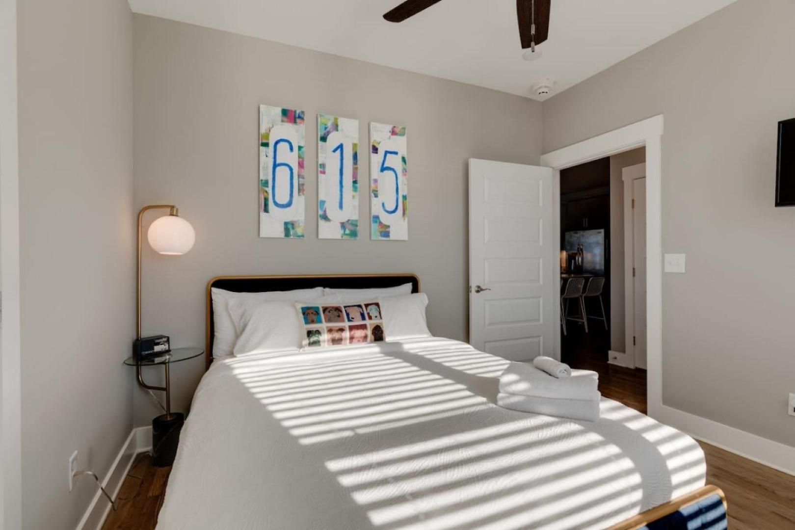 Nations Sky Retreat 2br Private Rooftop Views Apartment Nashville