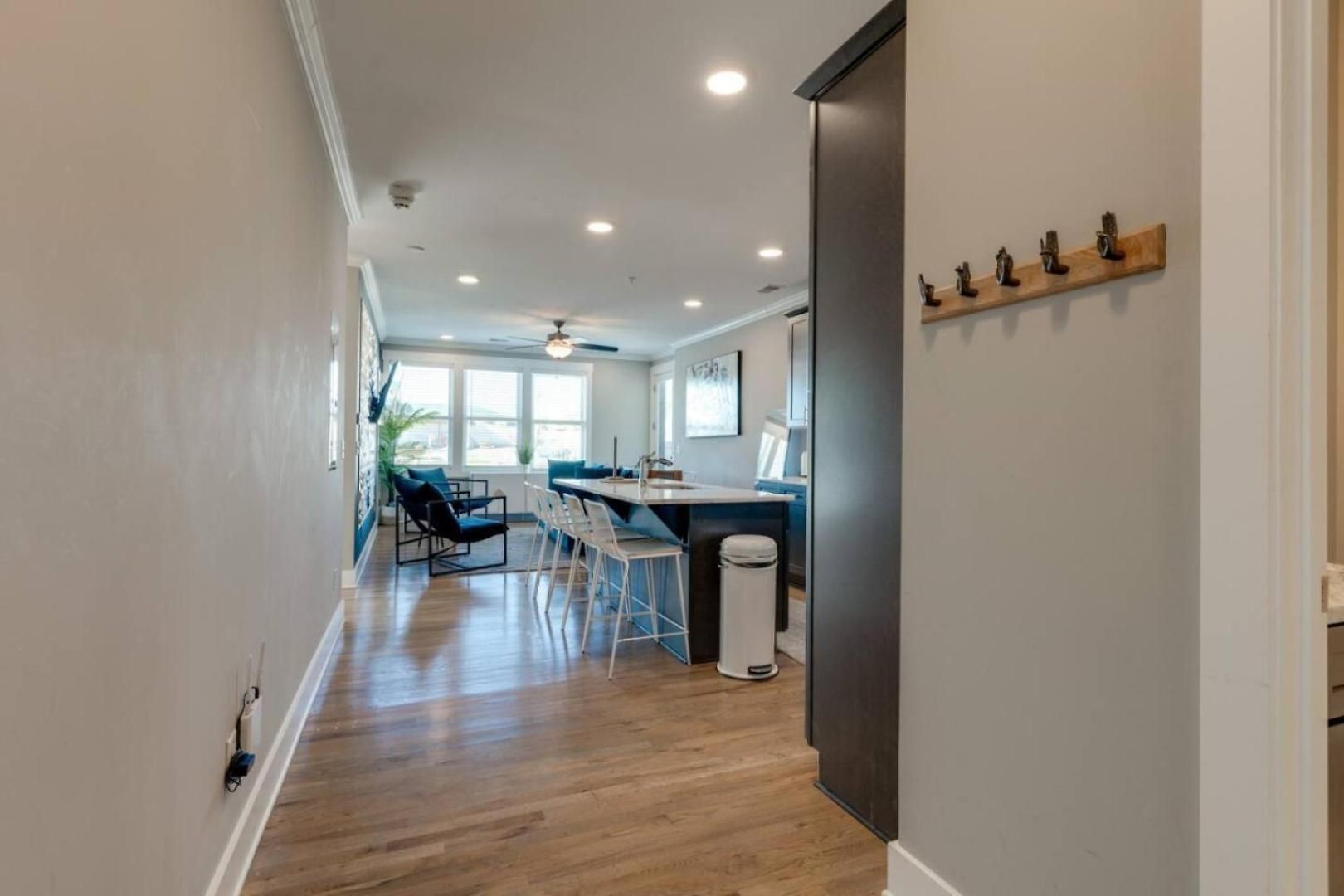 Nations Sky Retreat 2br Private Rooftop Views * Nashville
