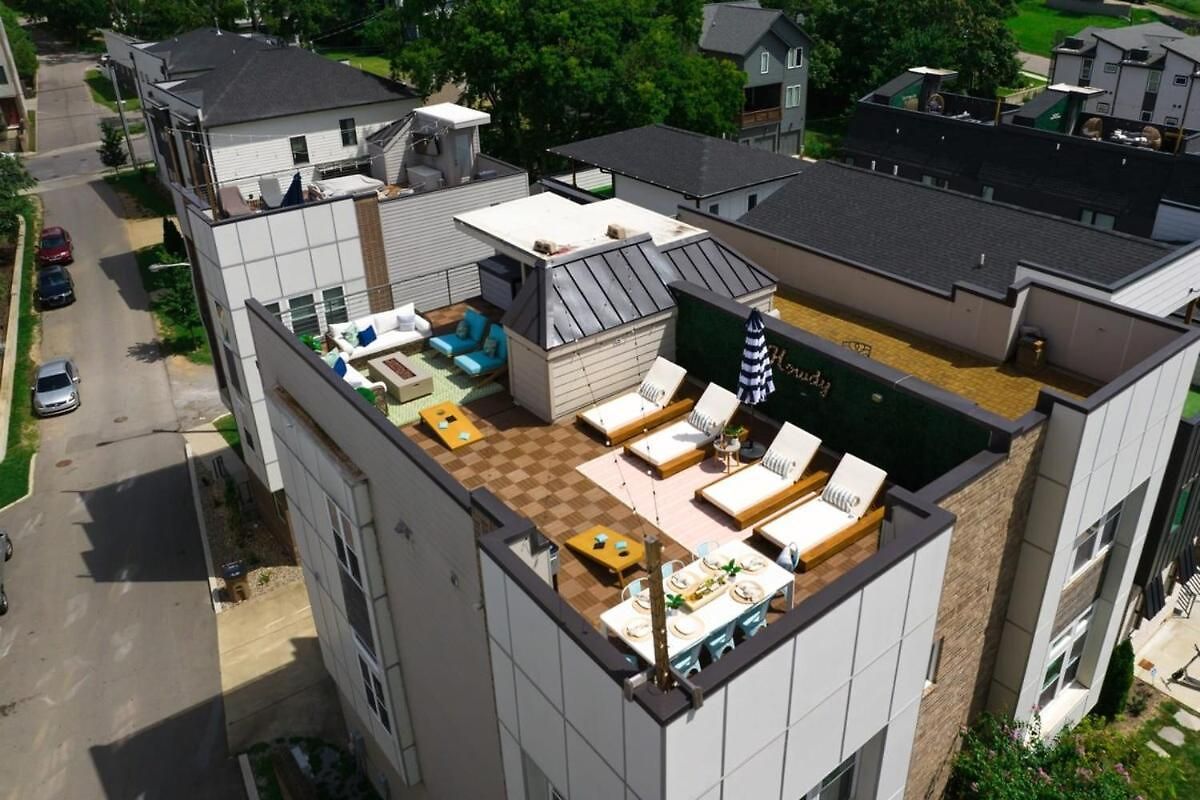 The Harper House - Beautifully Designed, Rooftop Nashville