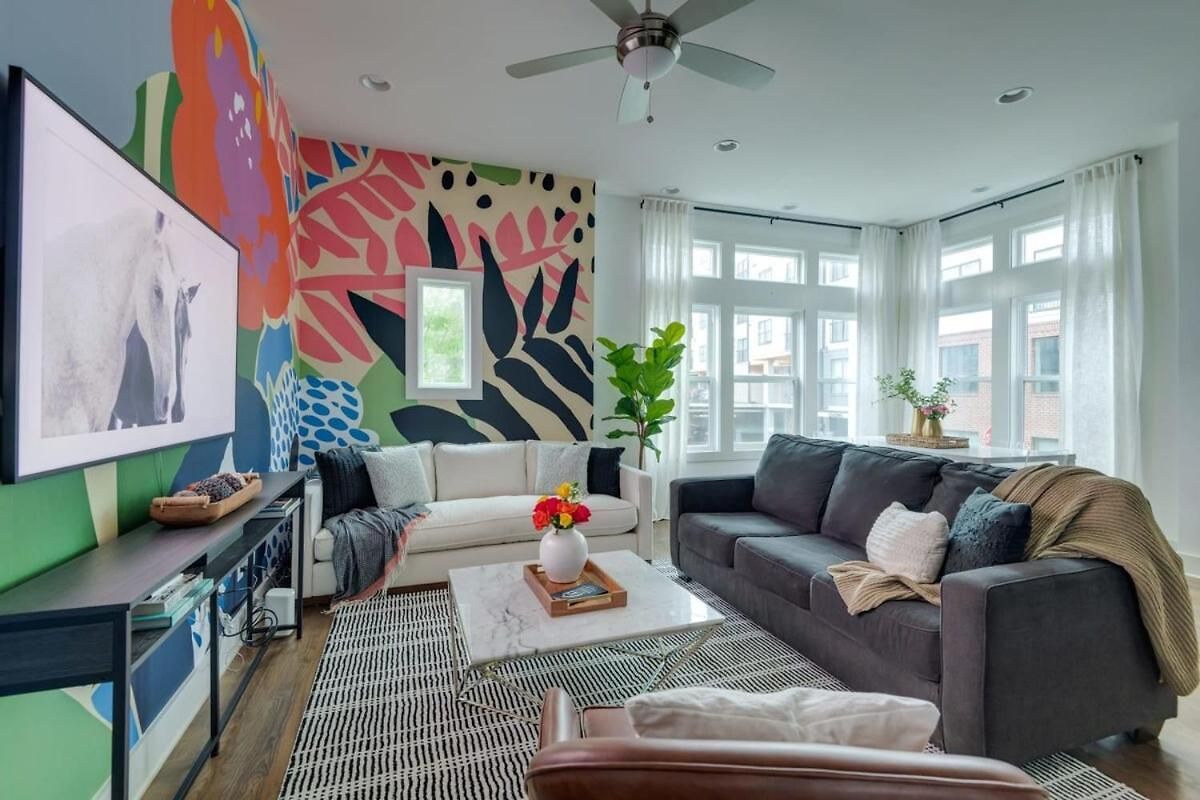 The Harper House - Beautifully Designed, Rooftop