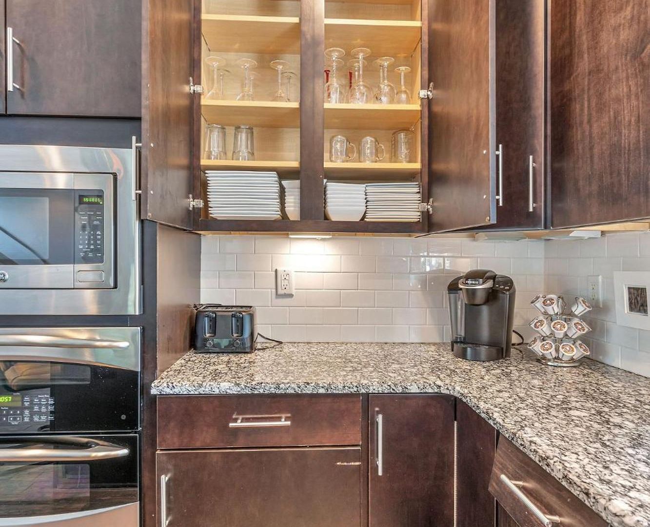 Lux East Nash-hot Tub & Rooftop Patio * Nashville